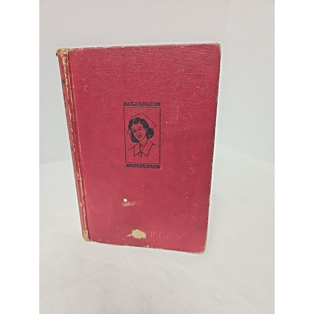 VTG WWII 1944 Cherry‎ Ames, Chief Nurse Hardcover by Helen Wells First Edition